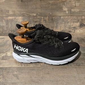 Hoka One One Clifton 8 Wide Black White Running Shoes Women ●  10
